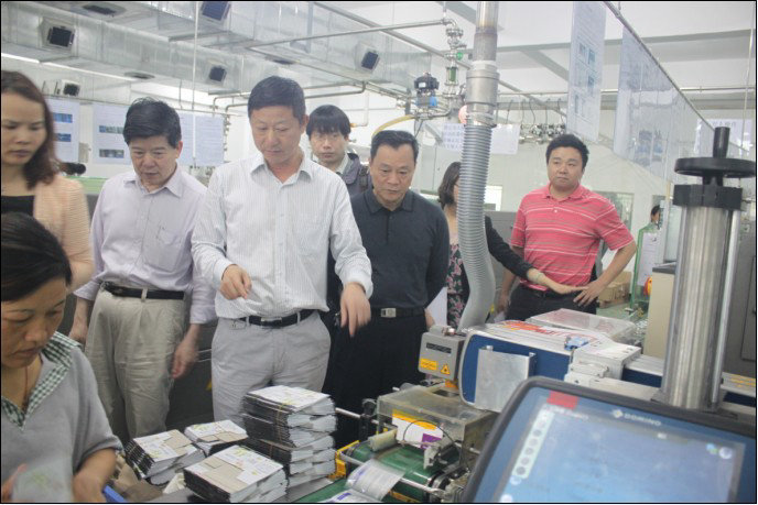 公安部、農(nóng)業(yè)部、工商總局等部委給予銀農(nóng)科技DCS自動化生產(chǎn)線高度贊譽